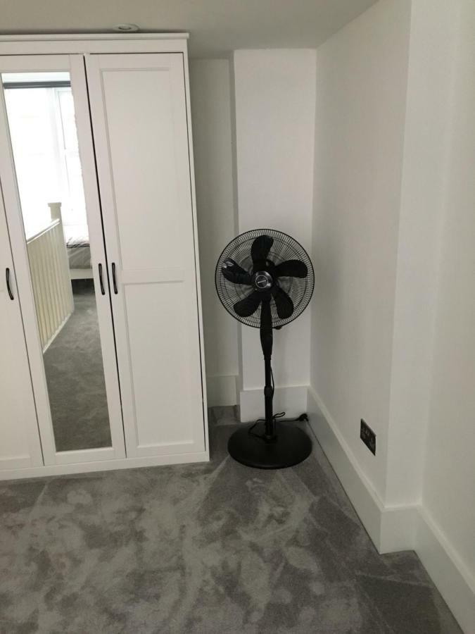 The Snap Pad Boutique Apartment Royal Tunbridge Wells Exterior foto